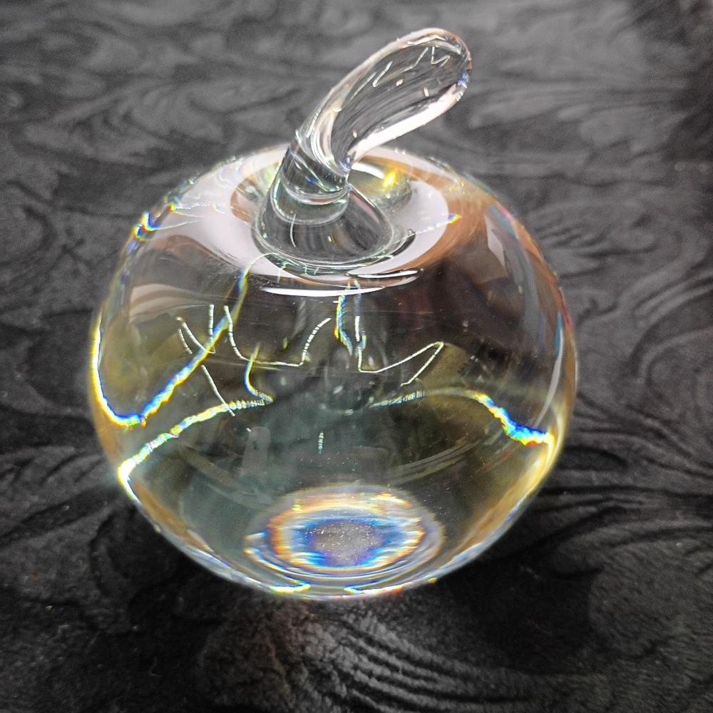 Vintage Apple Paperweight Perfect For Gifting Teacher Doctor Nutritionist Grocer